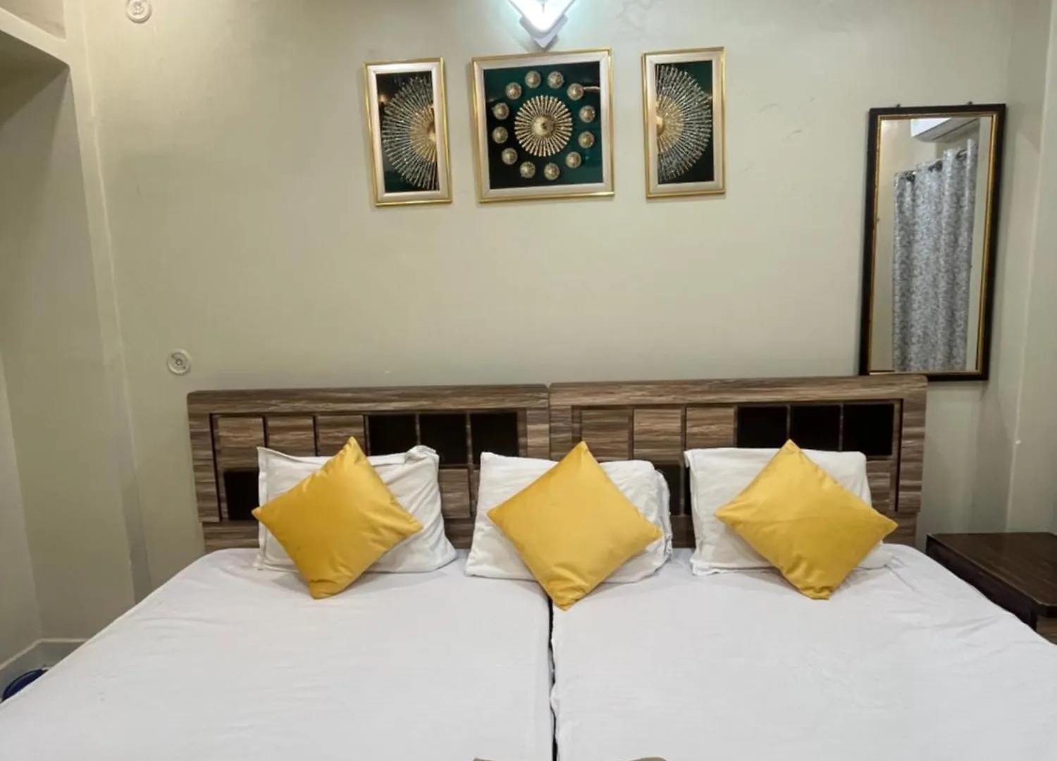 Shiv Balaji Guest House 瓦拉纳西 0*,